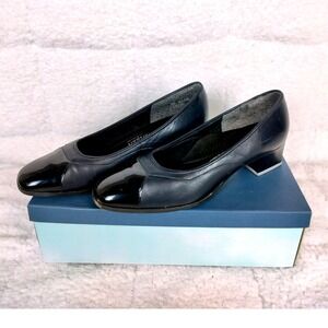 Vintage Natural Sport Leather Patent Cap Toe Block Heel Pump Navy Blue Black